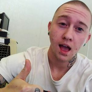 Meet your Posher, Dethro